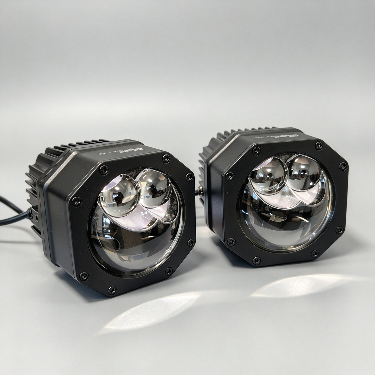 Brave Warrior Pro 65W Bi-LED Projector Auxiliary Light | Solid-State Heat Dissipation